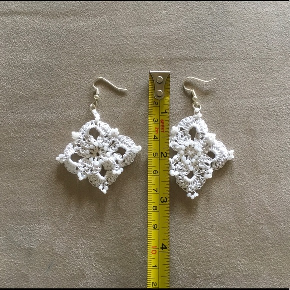 💼 Hand Crafted Crochet Beaded Square Earrings 💼 - Picture 6 of 6